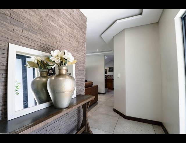 4 BEDROOM HOUSE FOR SALE IN COPPERLEAF ESTATE